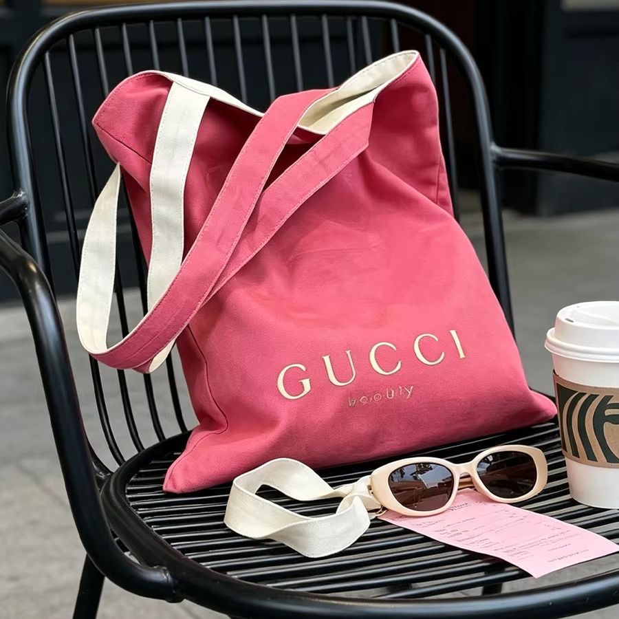 GUCCI'nin Kadın Kanvas Çantası - Shopper Tote Canvas incelemesi ve fiyatı